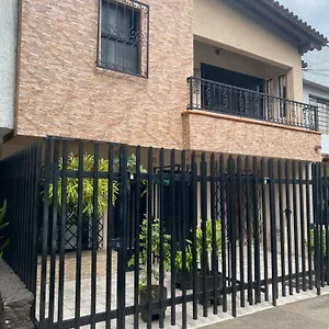 acogedor-loft-con-parqueadero-para-4-huspedes-medelln-antioquia.colombiamedellinhotels.com/